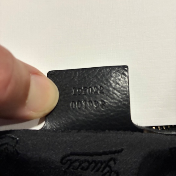 Gucci Black Patent Leather Hysteria bag - Picture 6 of 11